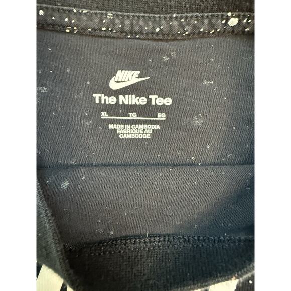 Nike Kids XL Galaxy Print T-Shirt Crew Neck Black - Picture 3 of 6